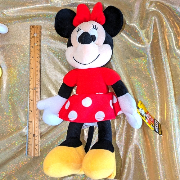 Minnie Mouse plush - NWT - Picture 1 of 7